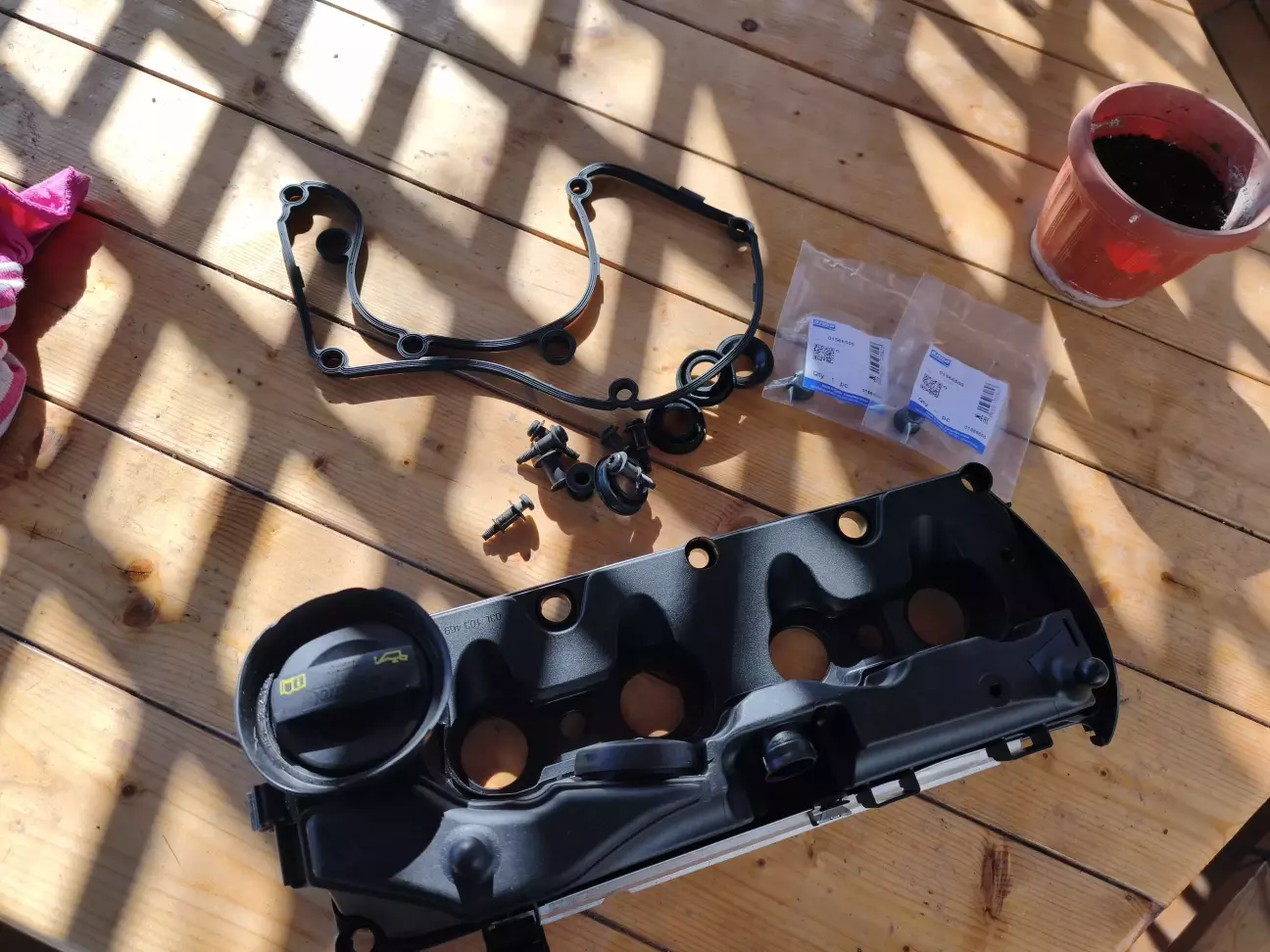 Демонтував усі сальники та прокладки