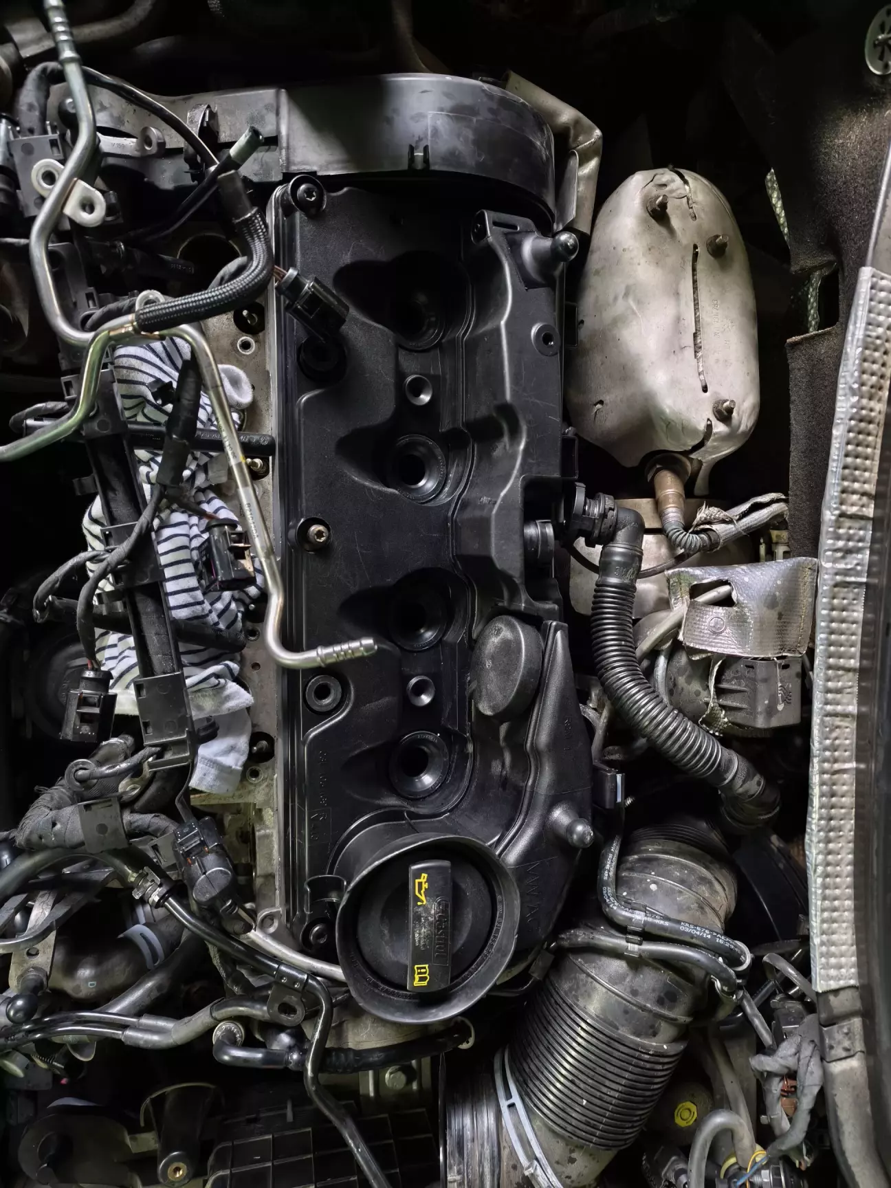 Клапана кришка на своєму місці