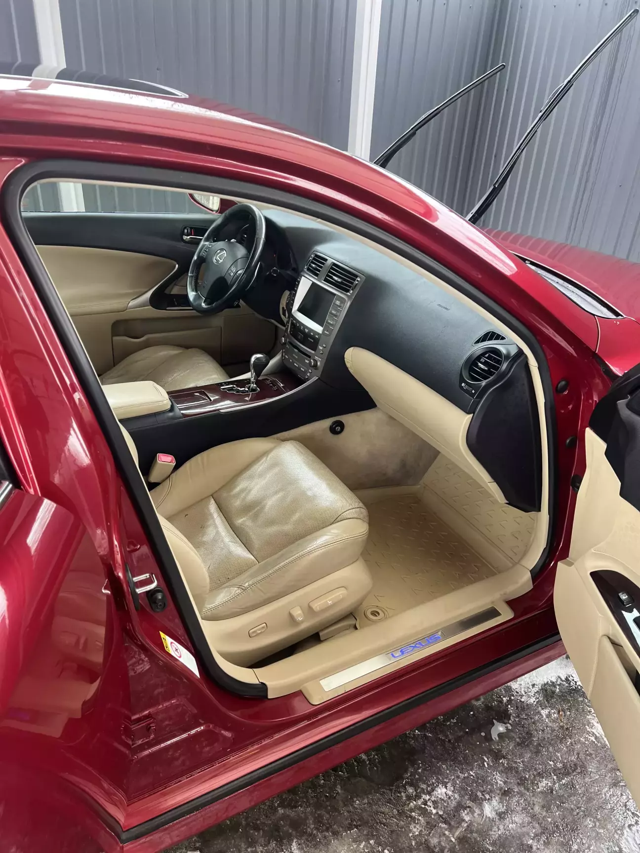 Знайшов та придбав гумові. Тепер стало легше, у всякому разі морально)))