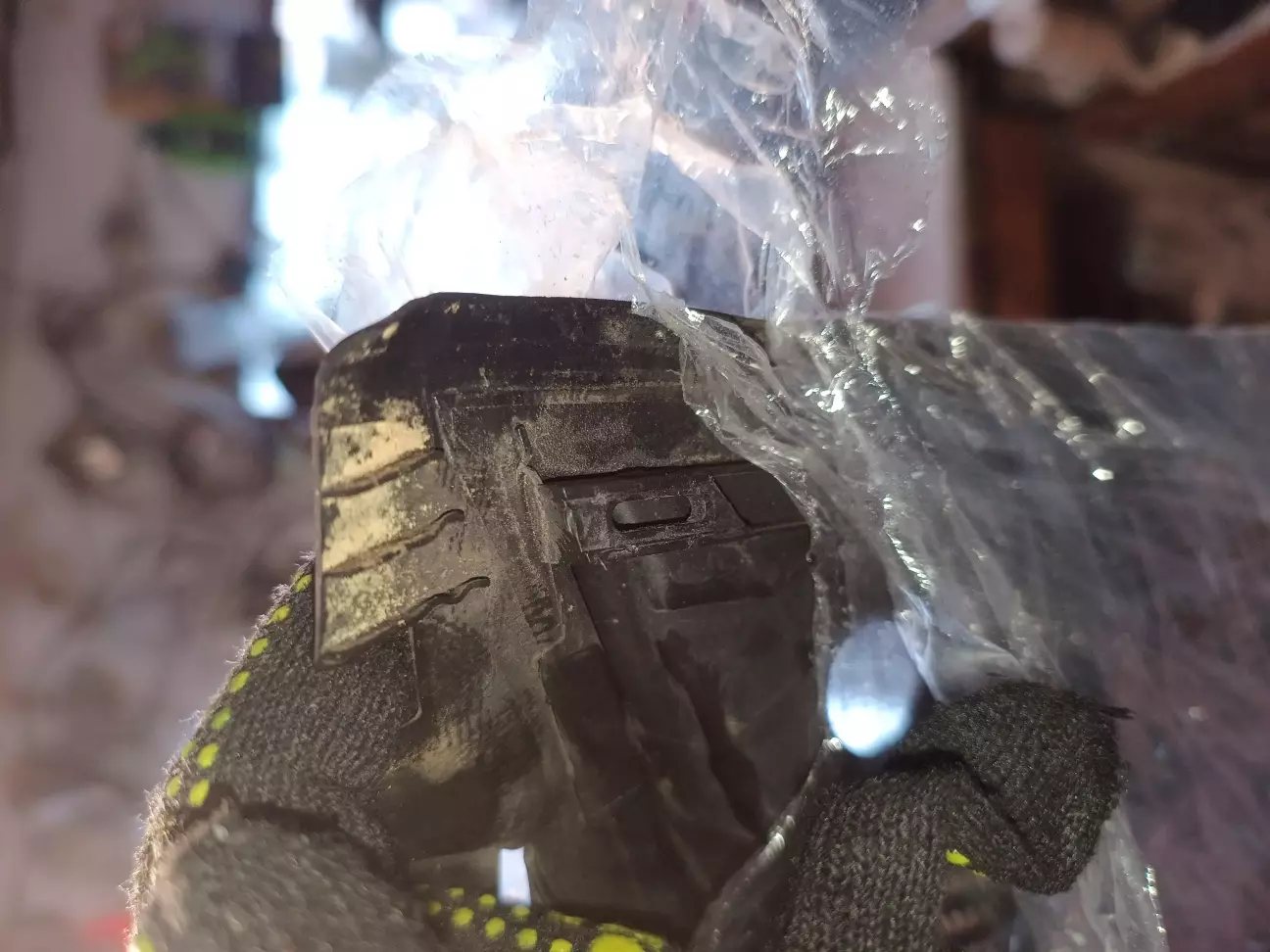 На розборці урвав бу жабо, на диво всі кріплення цілісінькі, весною буду міняти