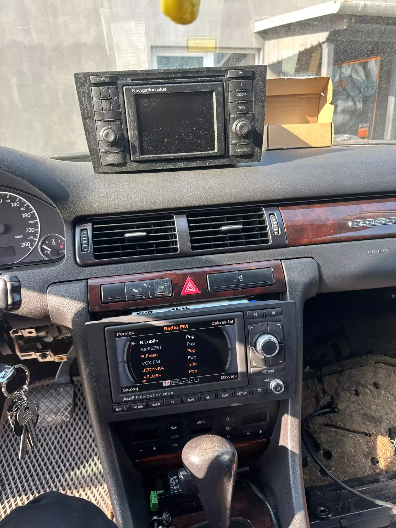 Різниця просто космічна,як візуально так і по якості звуку