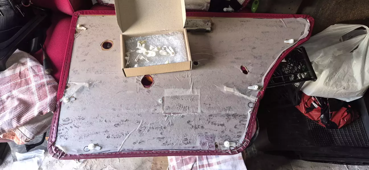 білі радянські кліпси кріплення дверних карт - 100% якість їм вже за 30 років!!!