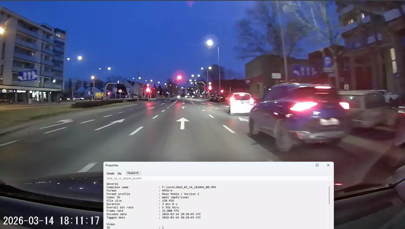 Нічого не видно, бітрейт відео менше 6Мбіт...