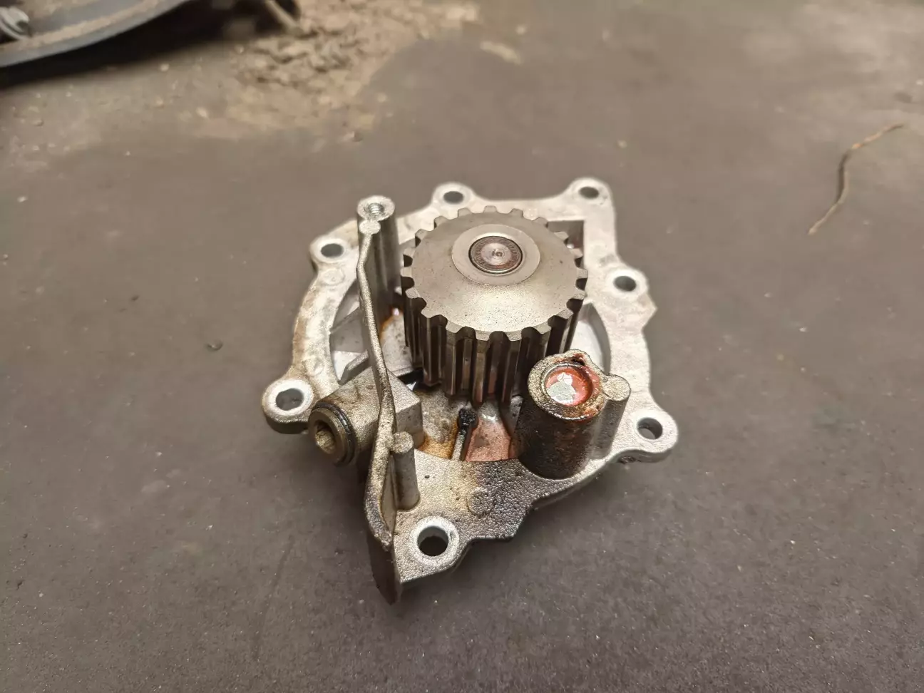 Помпа з комплекту Gates на пробігу 50тис