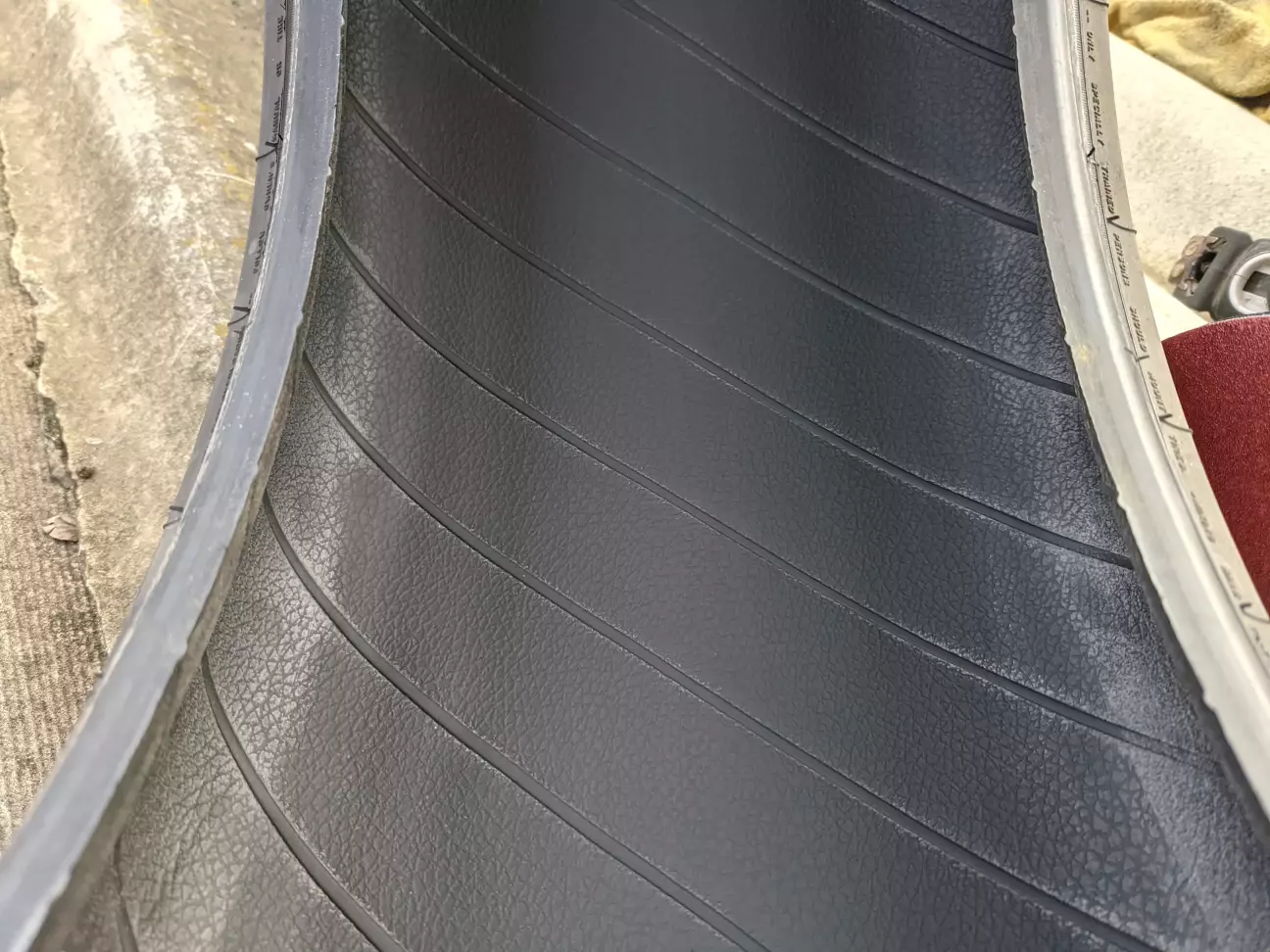 якось так виглядає фактично оброблена поверхня