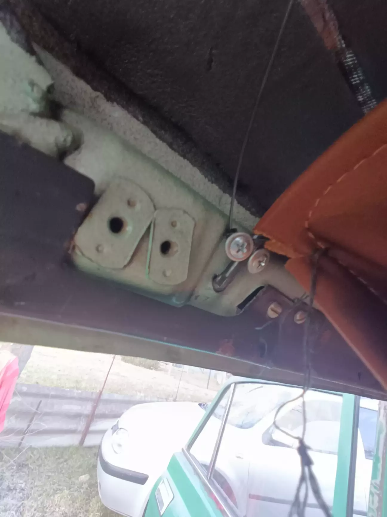 Фіксація дуги щоб вона не переверталась