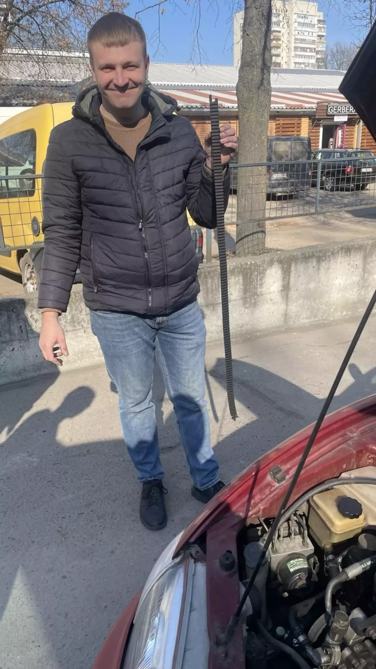 Товариш неможе підібрати емоції з яким мені показати ГРМ