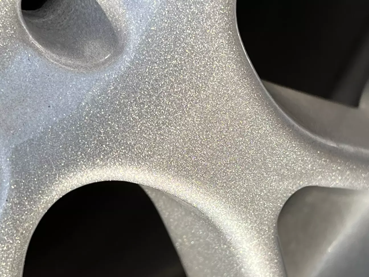 Трохи ближче, але камера все одно не передає, наскільки круто вживу виглядає