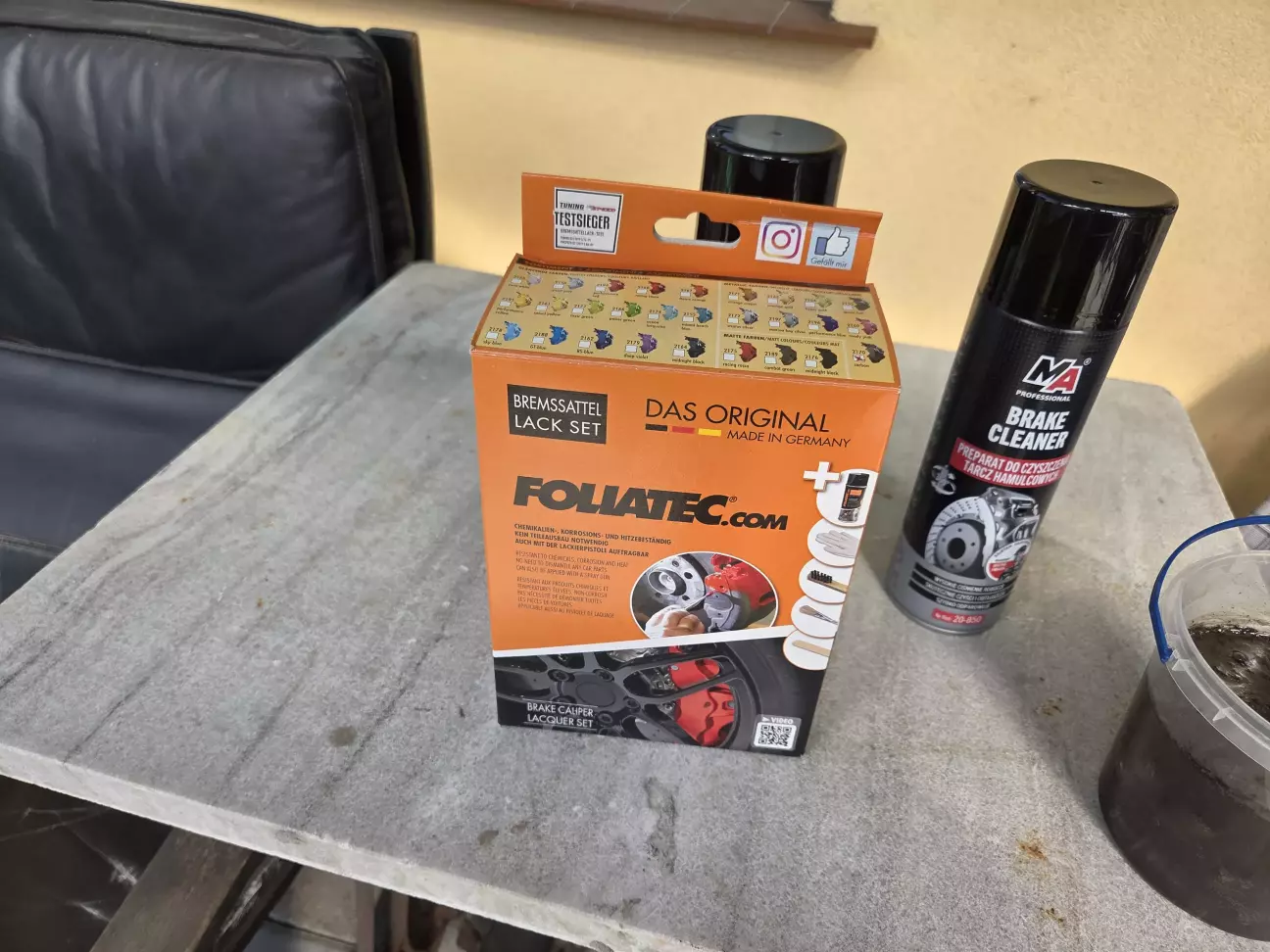 Ось така коробка. Додатково купив балон очисника гальм.