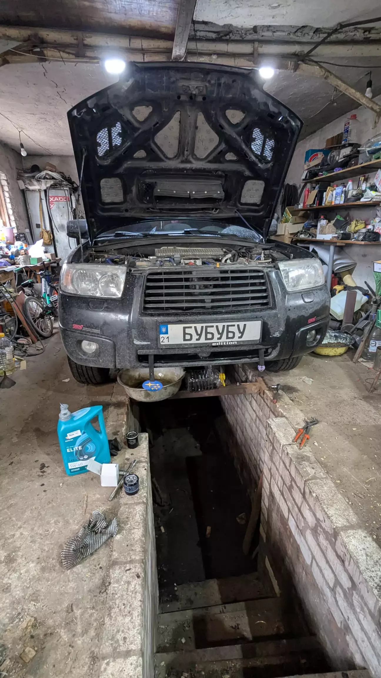 Все по фен шую, піддомкратить праву сторону не забула 😁