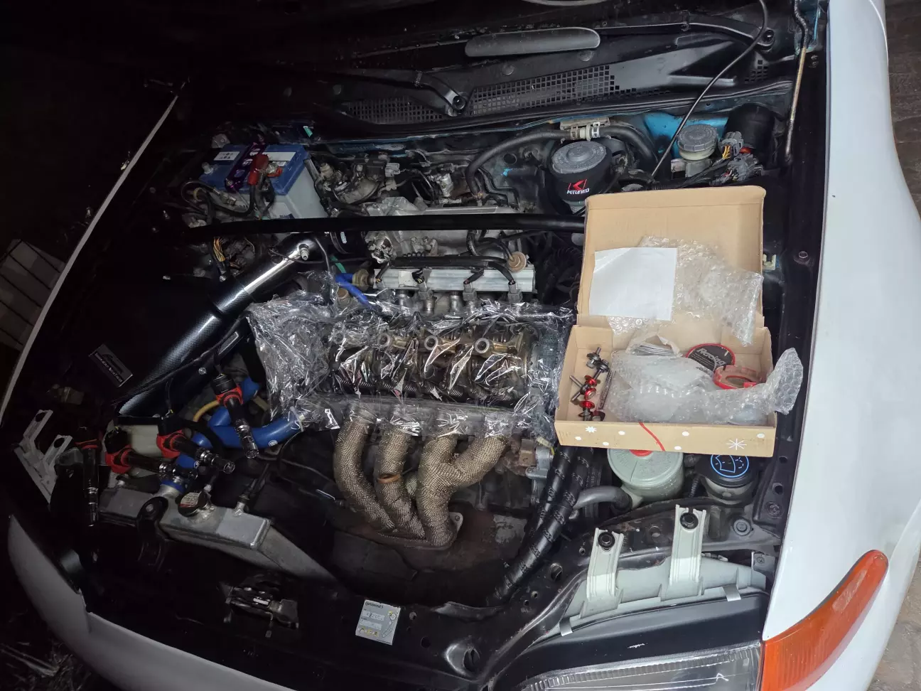 Зняв її та запакував плівкою все