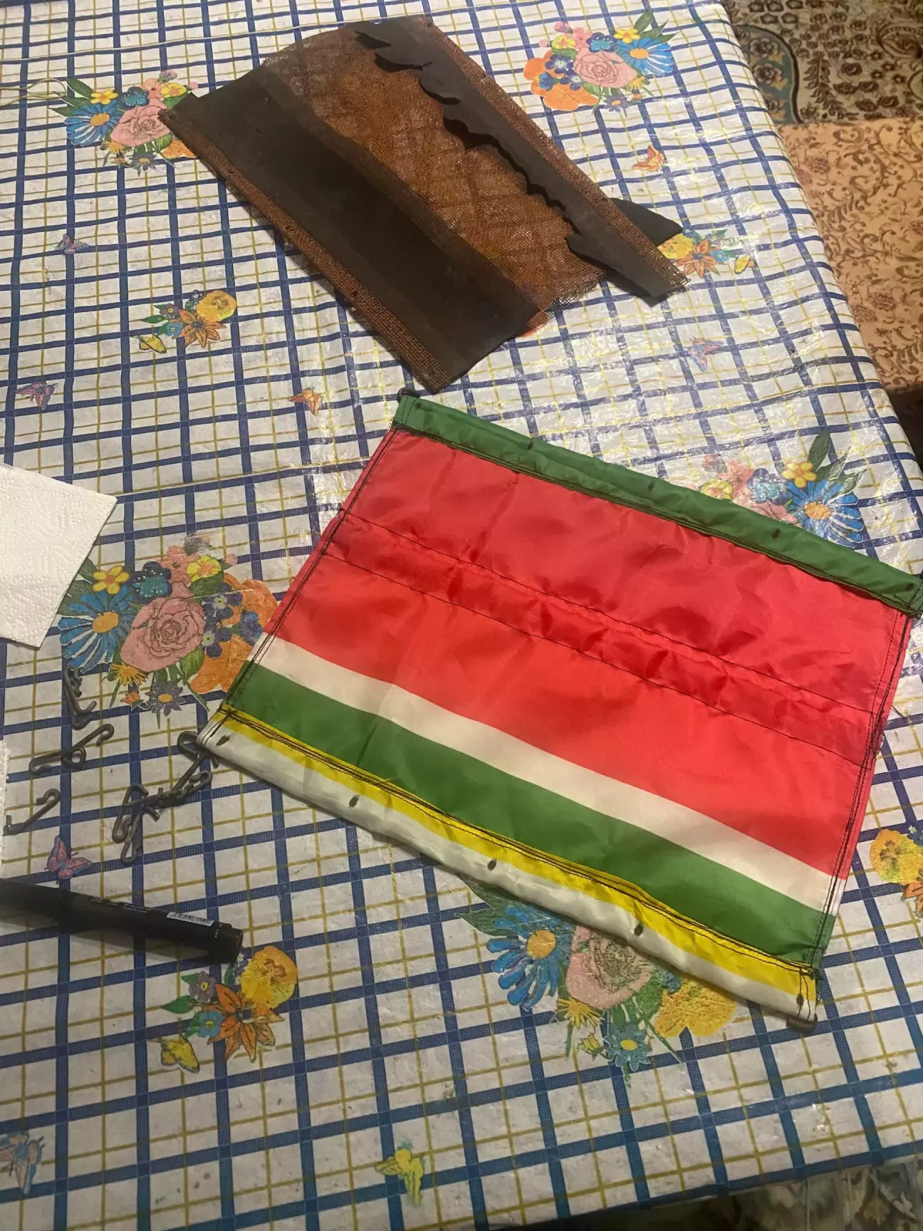 сшили по макету из ткани для зонтов