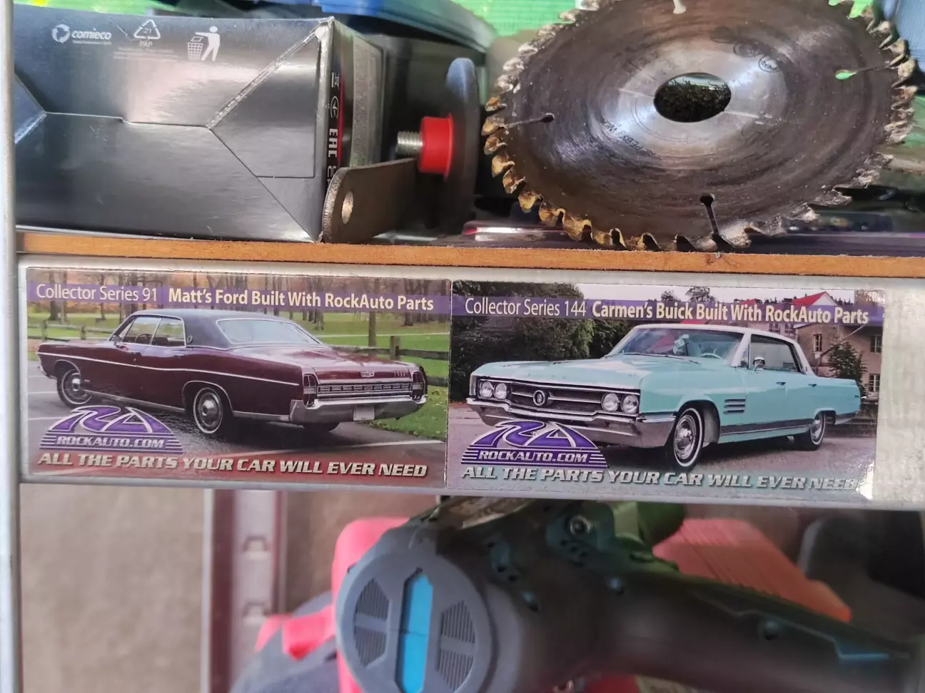 И новый магнитик от rock auto в коллекцию)