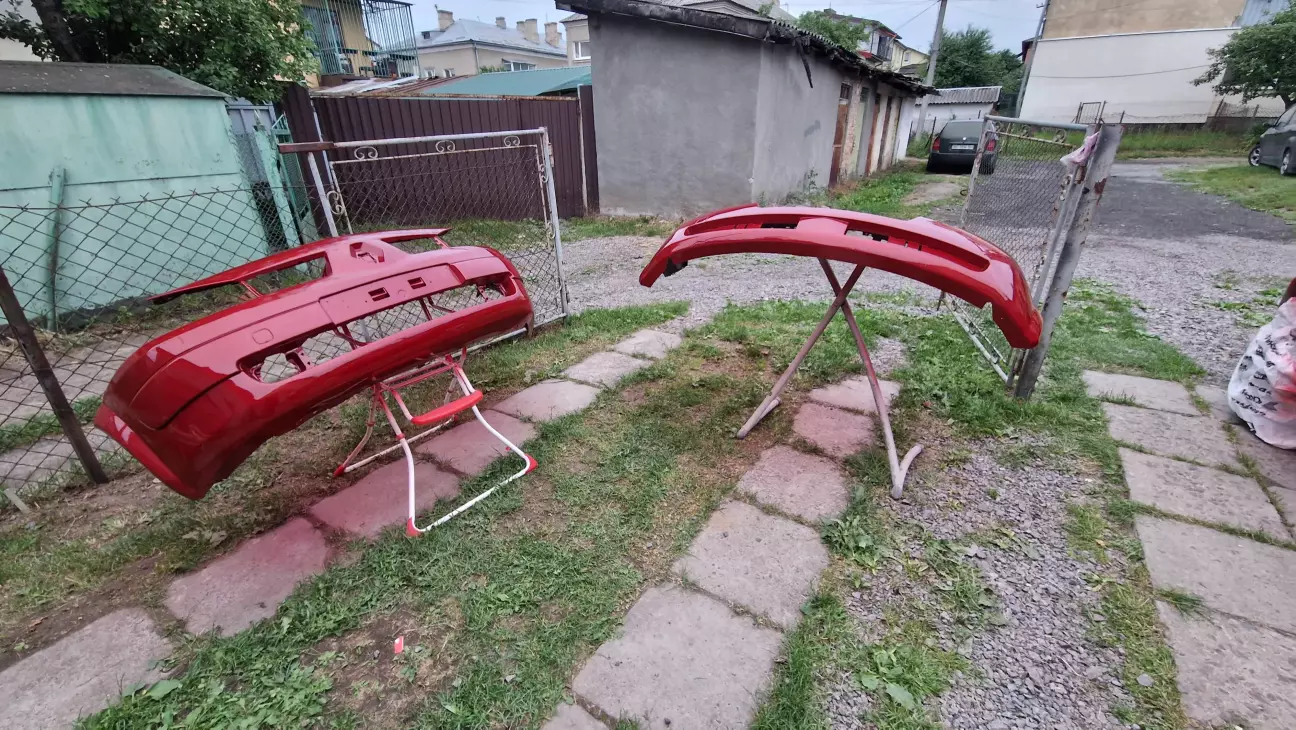 Бампера теж