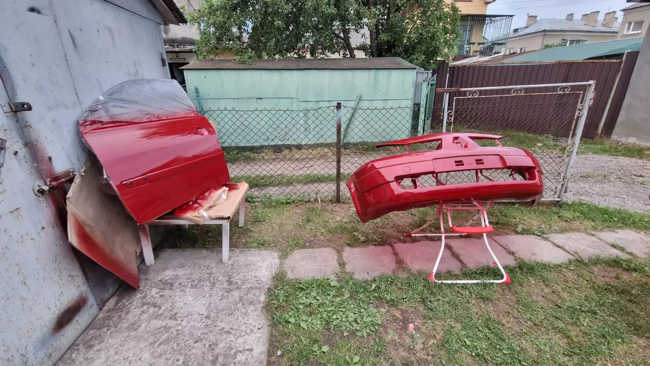 Ну і дверку деж)