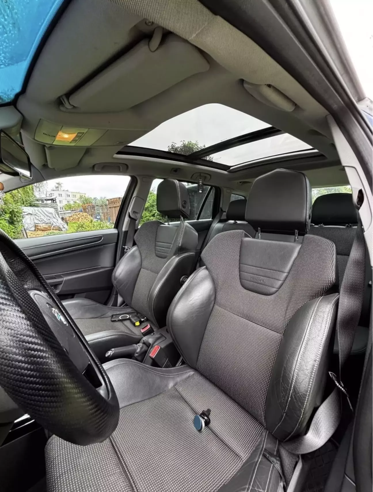 Recaro