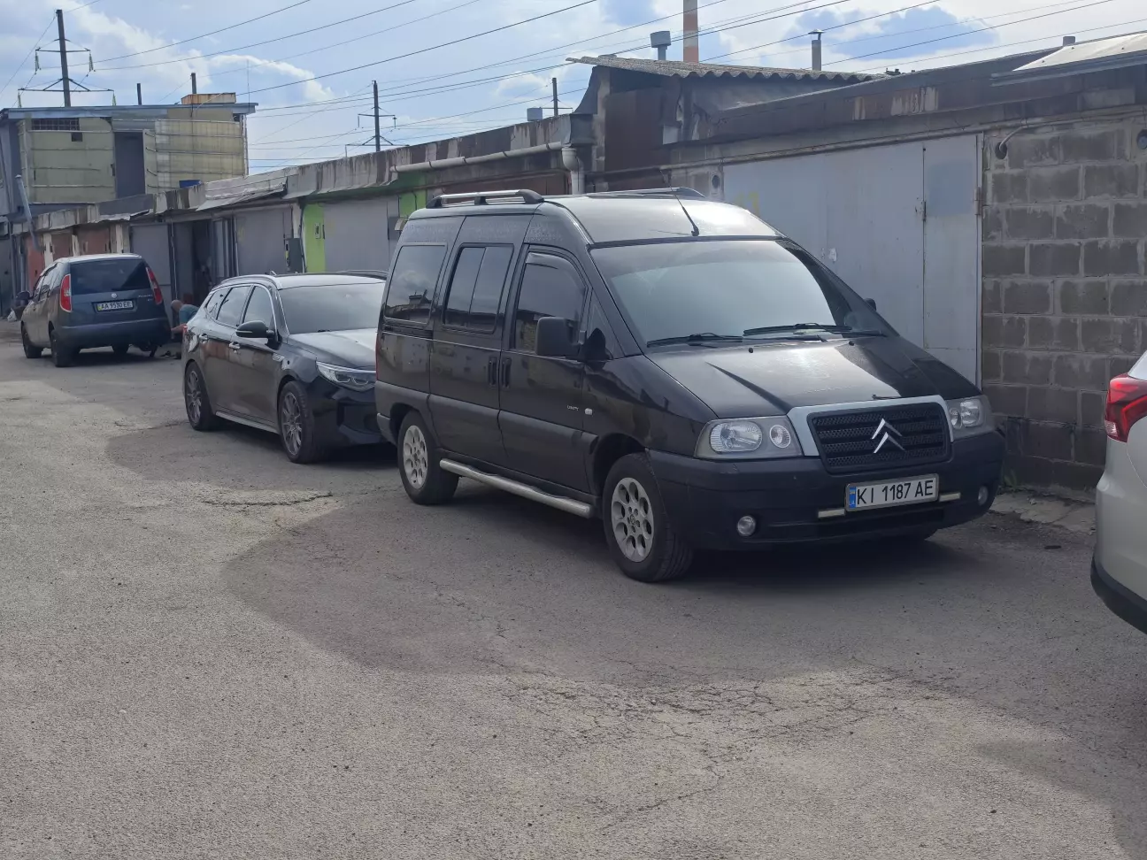 машинки не миті та в робочому пилу)