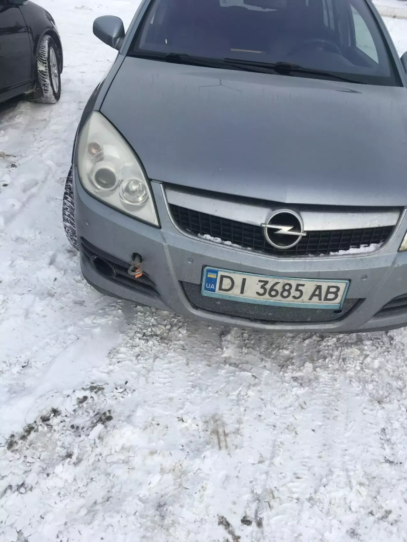 Буксируальний крюк ще довгенько їздив вкрученим, щоб їй було соромно за це :))