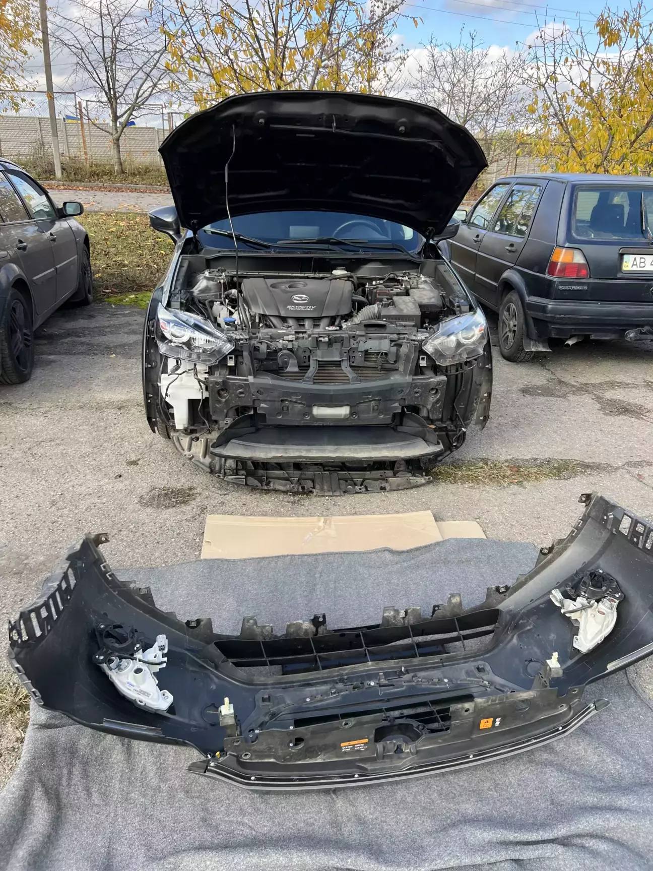 Зняв бампер щоб добратись до сигналу, інших варіантів заміни нема.